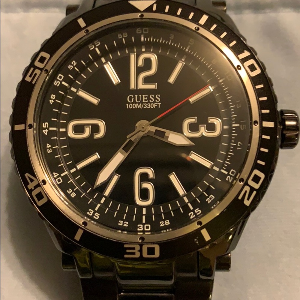 GUESS WATCH - Picture 2 of 5